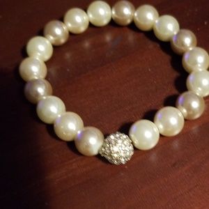 Chaps pearl/rhinestone bracelet